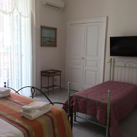 Ciro A Maschio Angioino Bed and Breakfast Νάπολη Εξωτερικό φωτογραφία